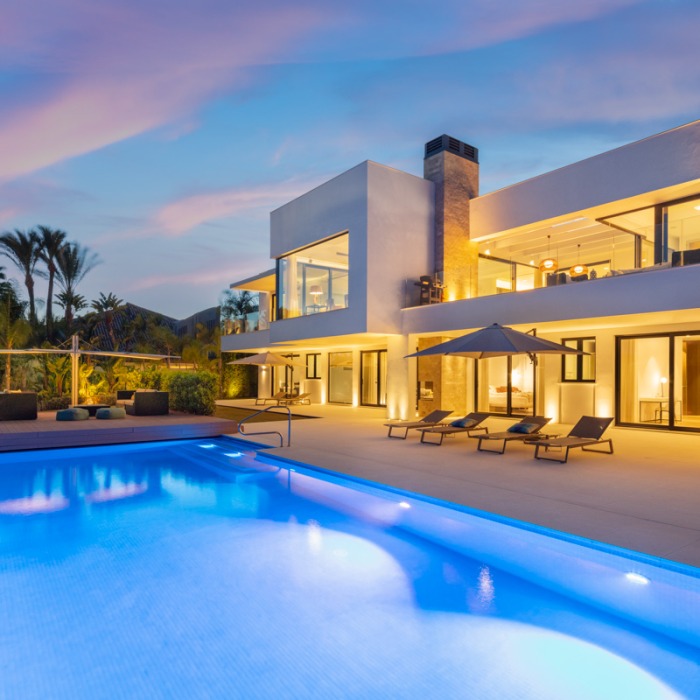 Villa de Golf con Vistas al Mar y 5 Dormitorios en La Cerquilla en Nueva Andalucía | Image 6