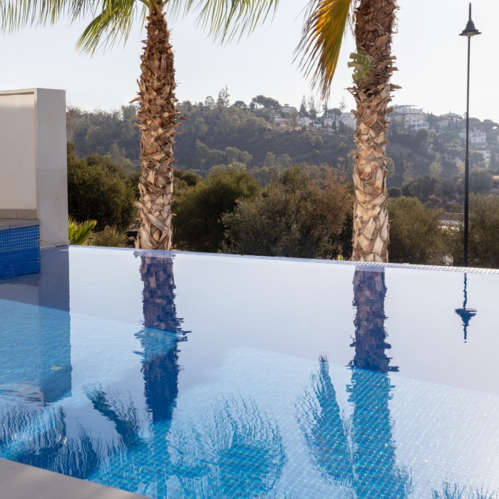 Modern 3 Bedroom Villa with Fantastic Views in La Cala De Mijas | Image 3
