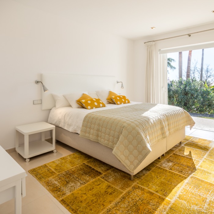 Fantástica Villa de 6 Dormitorios en Nagüeles, Milla de Oro de Marbella | Image 6