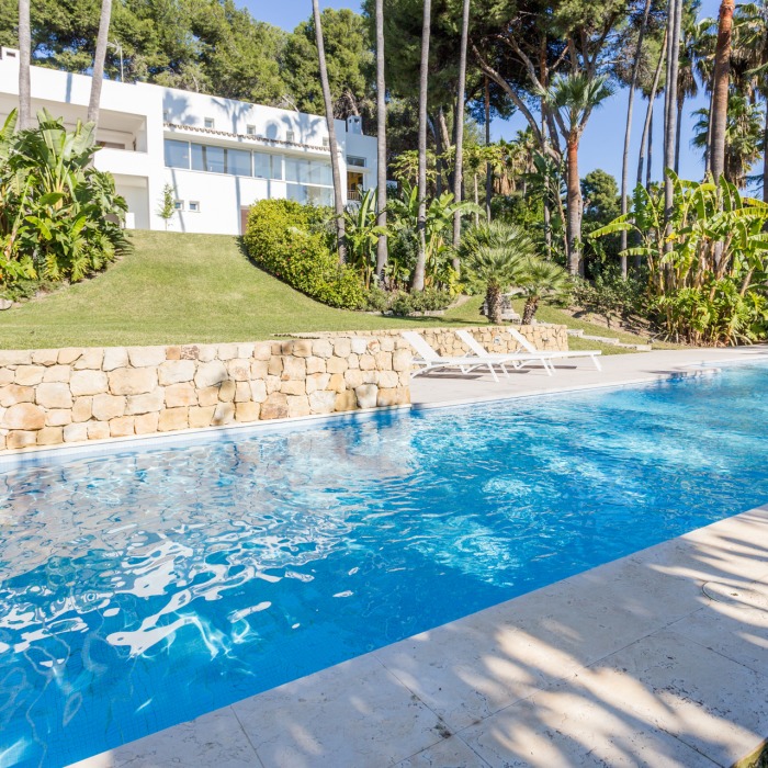 Fantástica Villa de 6 Dormitorios en Nagüeles, Milla de Oro de Marbella | Image 1