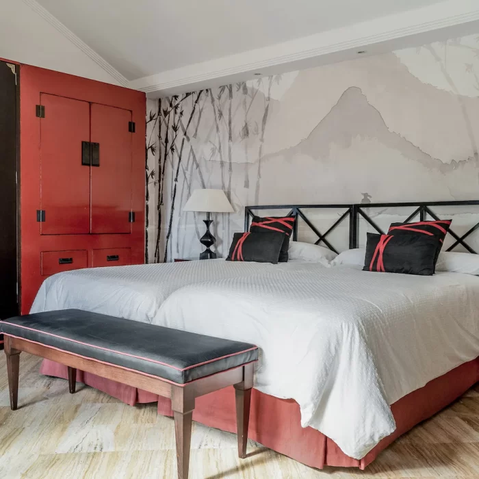 Amazing 8 Bedroom Villa Bambu 1 & 2 in Los Verdiales, Marbella Golden Mile | Image 9