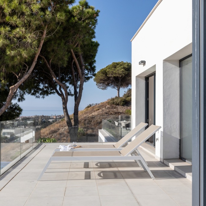 Modern 3 Bedroom Villa with Fantastic Views in La Cala De Mijas | Image 8