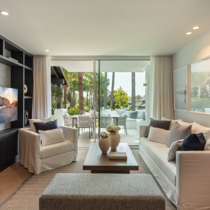 Modern 4 Bedroom Penthouse in Puente Romano in Marbella Golden Mile | Image 19