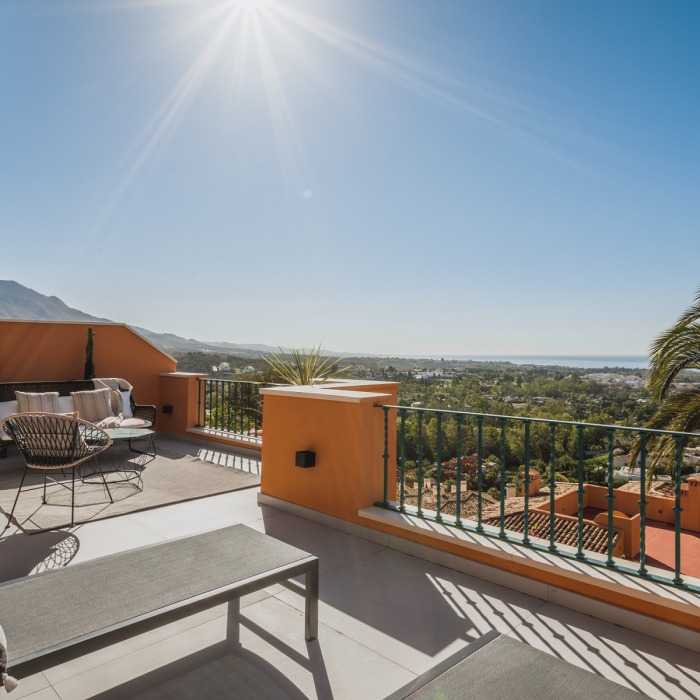 Panoramic Sea View 3 Bedroom Duplex Penthouse at Les Belvederes in Nueva Andalucia | Image 13