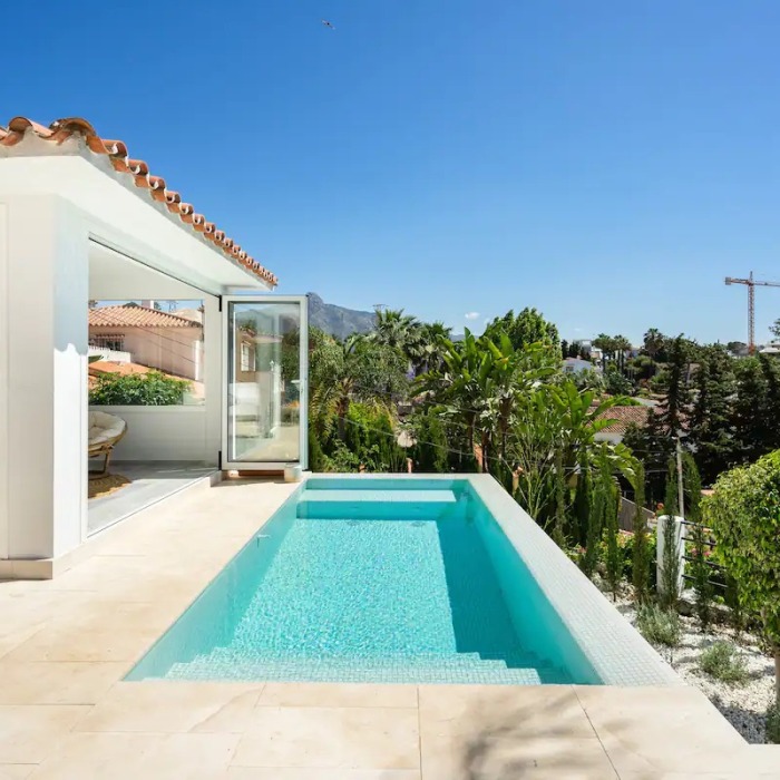 Bohemian Style Modern 4 Bedroom Villa in Nueva Andalucia | Image 10