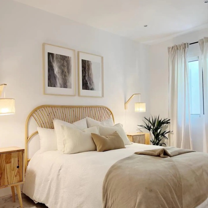 Bohemian Style Modern 4 Bedroom Villa in Nueva Andalucia | Image 30