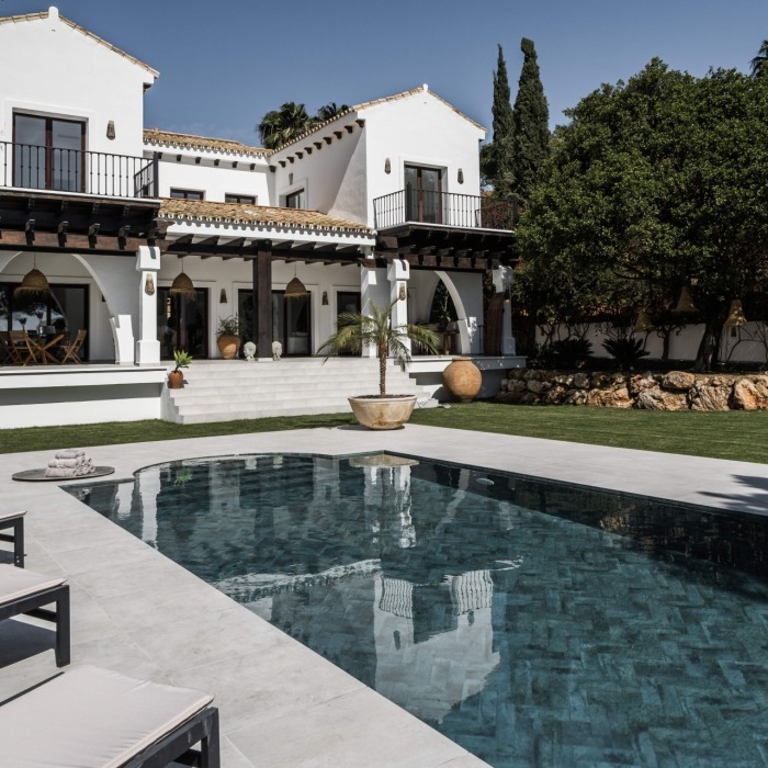 Tastefully Renovated Charming 5 Bedroom Villa in Hacienda Las Chapas, Marbella East | Image 13