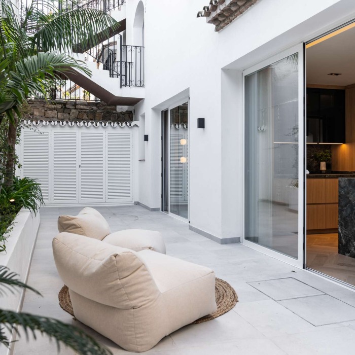 Newly Renovated Contemporary Style 3 Bedroom Townhouse in Club Sierra, Marbella Golden Mile | Image 35