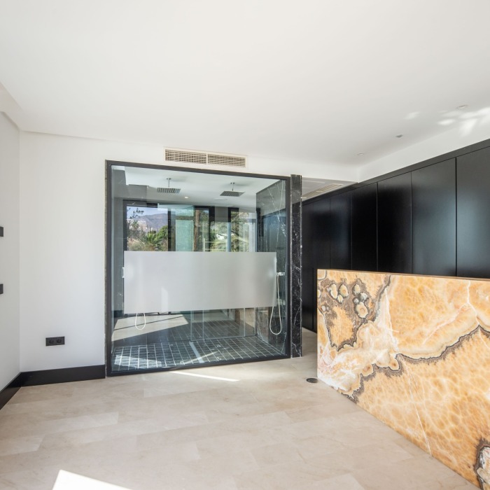 Designed 5 Bedroom Beachside Villa in Marbella Golden Mile | Image 13