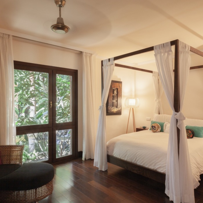 Increíble Villa Bambu 1 y 2 de 8 Dormitorios en Los Verdiales, Milla de Oro de Marbella | Image 41