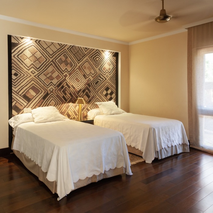 Increíble Villa Bambu 1 y 2 de 8 Dormitorios en Los Verdiales, Milla de Oro de Marbella | Image 40