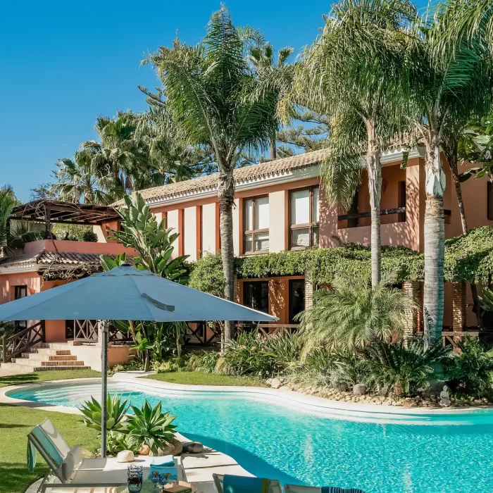 Tropical Villa Bambu 2 de 5 Dormitorios en Los Verdiales, Milla de Oro de Marbella | Image 22