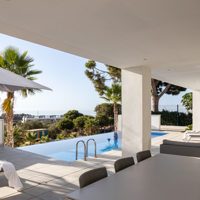 Moderne Villa de 3 Chambres avec de Fantastique Vue à La Cala De Mijas | Image 2