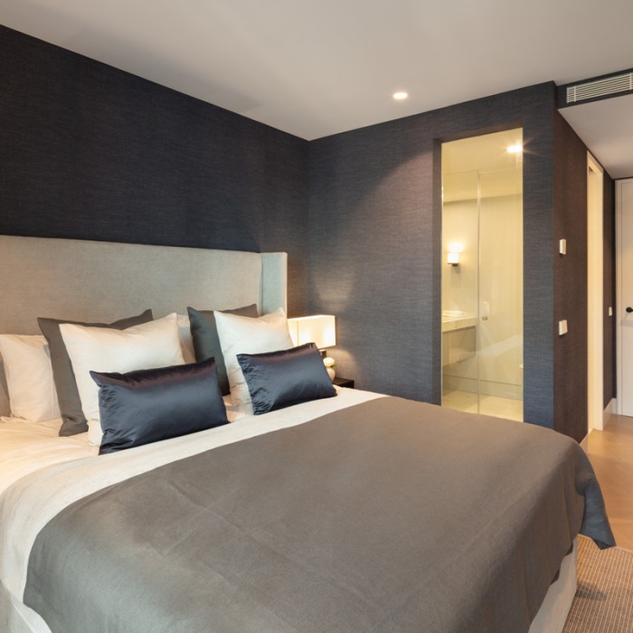 Modern 4 Bedroom Penthouse in Puente Romano in Marbella Golden Mile | Image 15