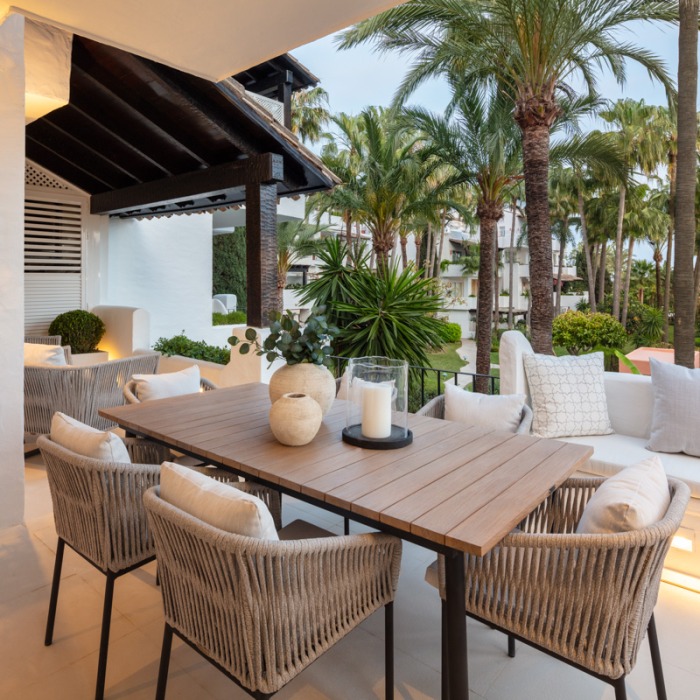 Modern 4 Bedroom Penthouse in Puente Romano in Marbella Golden Mile | Image 7