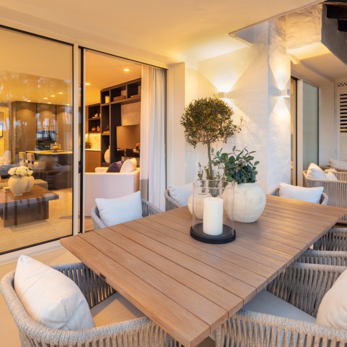 Modern 4 Bedroom Penthouse in Puente Romano in Marbella Golden Mile | Image 6