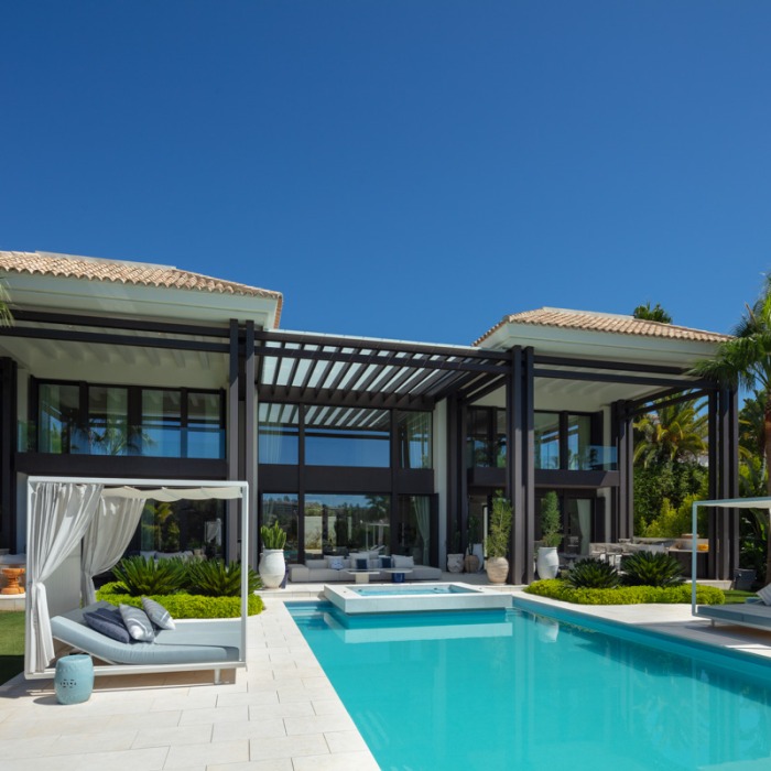 Villa Moderne en Première Ligne de Golf de 6 Chambres à Nueva Andalucia | Image 25