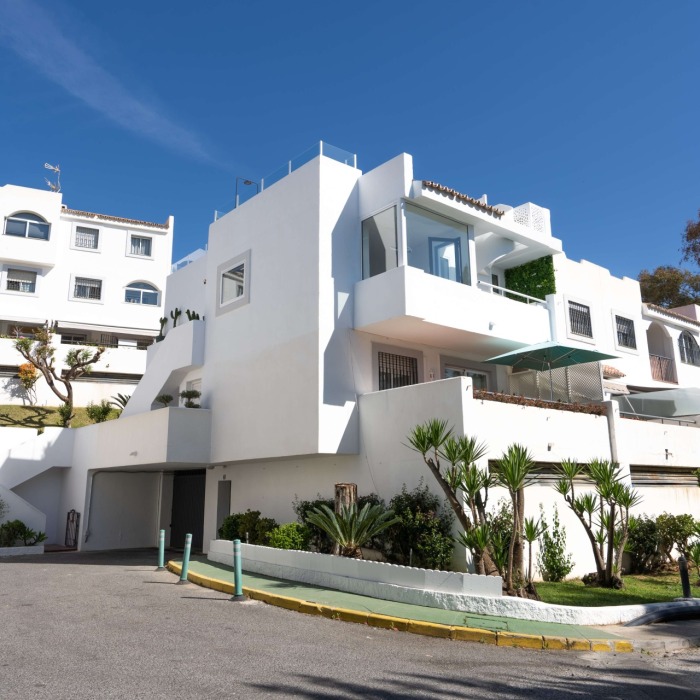 Penthouse Scandinave élégant de 3 Chambres avec Terrasse sur le Toit à Nueva Andalucia | Image 7