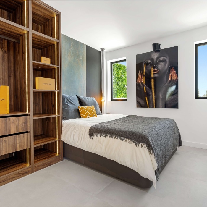 Elegante ático Escandinavo de 3 Dormitorios con Terraza en la Azotea en Nueva Andalucía | Image 37
