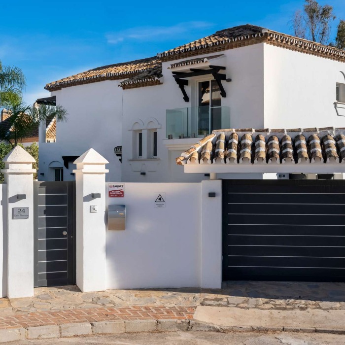 Luxury 4 Bedroom Andalusian Style Villa at Marbella Country Club in Nueva Andalucia | Image 2
