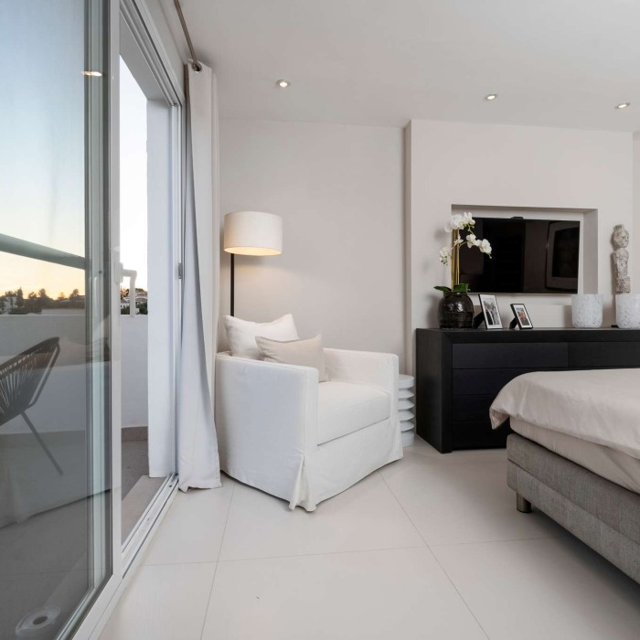 Villa Luxueuse de 4 Chambres de Style Andalouse à 4 Chambres au Marbella Country Club à Nueva Andalucia | Image 29