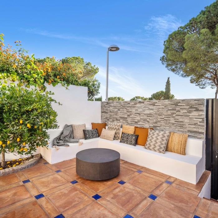 Modern 3 Bedroom Townhouse with Views in Aloha, Nueva Andalucia | Image 13