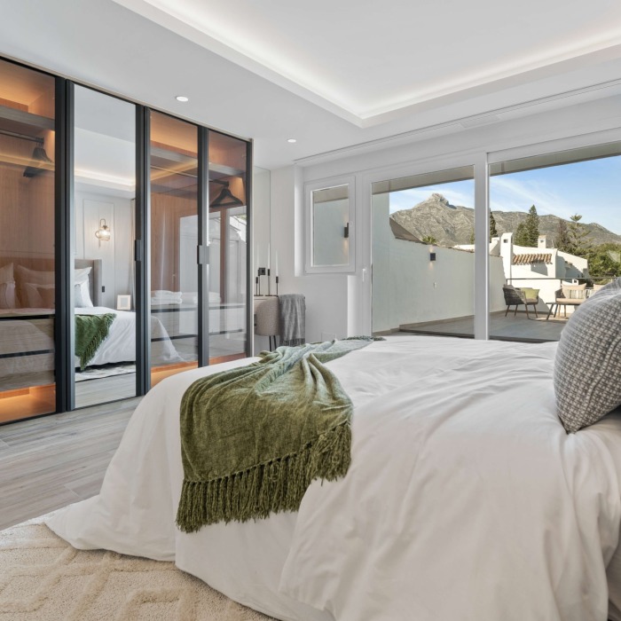 Adosado Moderno de 3 Dormitorios con Vistas en Aloha, Nueva Andalucía | Image 21