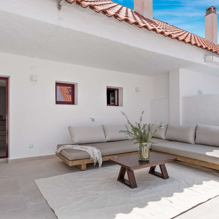 Duplex Penthouse Moderne de 3 Chambres avec Deux Terrasses à Nueva Andalucia | Image 5