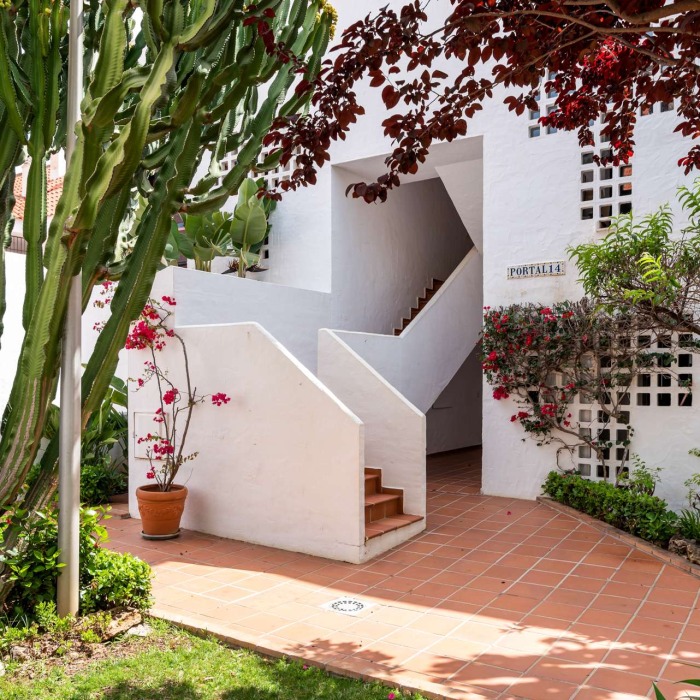 Duplex Penthouse Moderne de 3 Chambres avec Deux Terrasses à Nueva Andalucia | Image 31