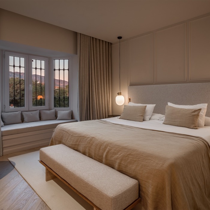Contemporary 4 Bedroom Apartment in Monte Mayor, Marbella Golden Mile | Image 17