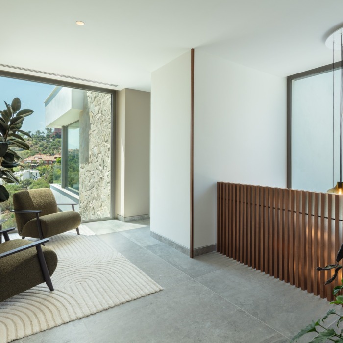 Modern Masterpiece 6 Bedroom Villa in La Quinta in Benahavis | Image 55