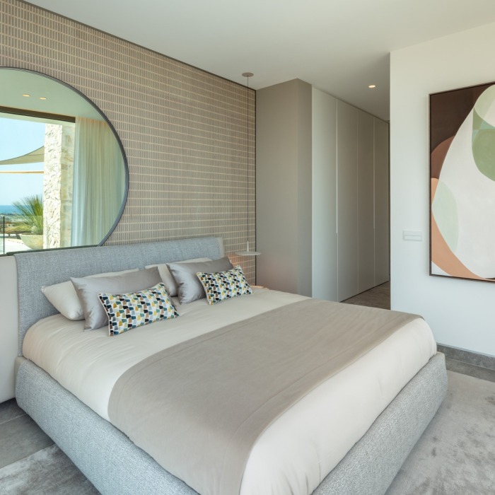 Modern Masterpiece 6 Bedroom Villa in La Quinta in Benahavis | Image 64