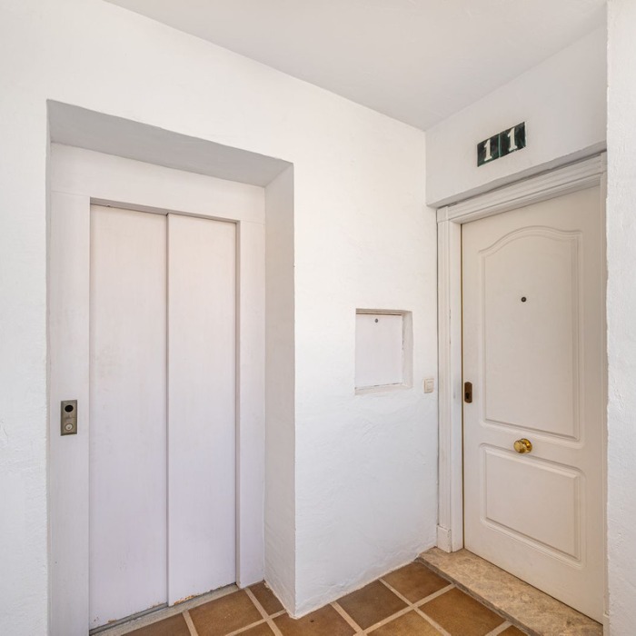 2 Bedroom Duplex Penthouse in Los Naranjos de Marbella, Nueva Andalucia | Image 27