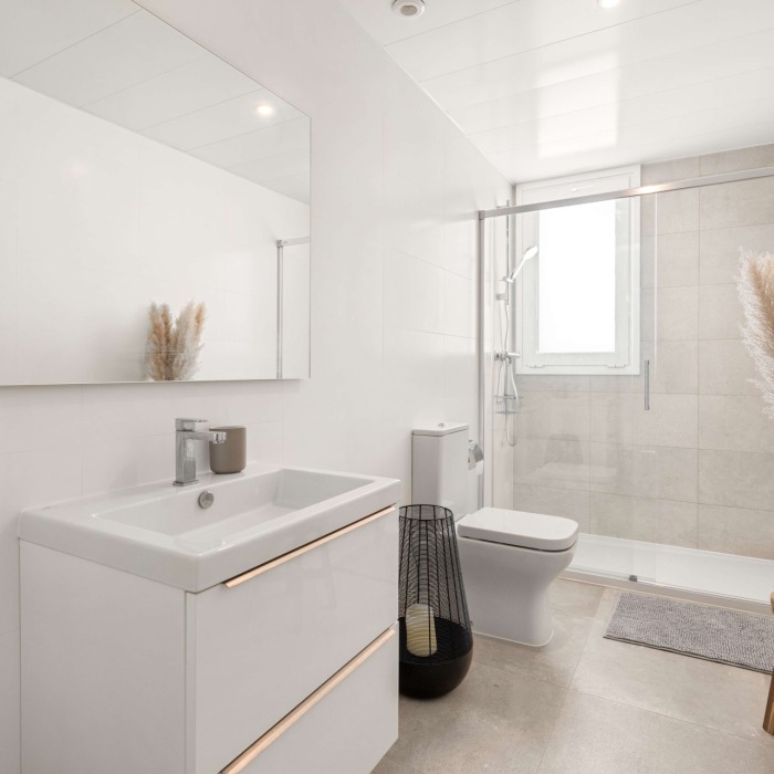 Luxueux Penthouse Vue Mer de 2 Chambres avec Piscine Privée à La Cala De Mijas | Image 9