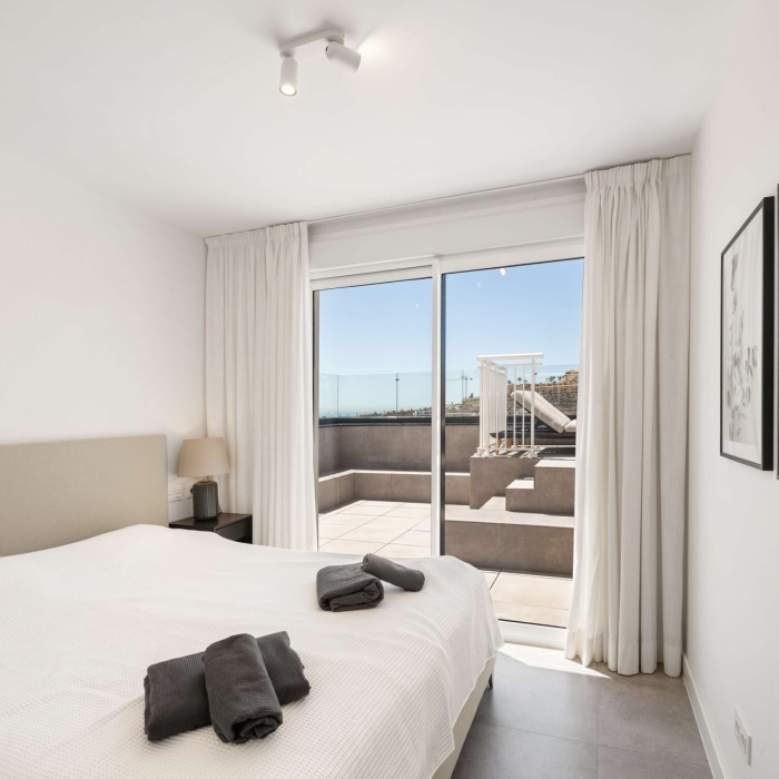 Luxueux Penthouse Vue Mer de 2 Chambres avec Piscine Privée à La Cala De Mijas | Image 8