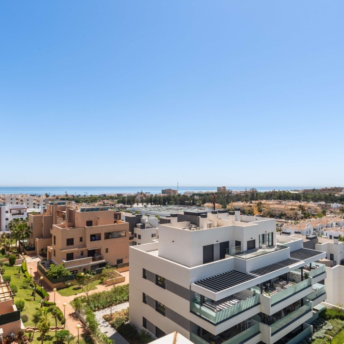 Luxurious 2 Bedroom Sea View Penthouse with Private Pool in La Cala De Mijas | Image 19