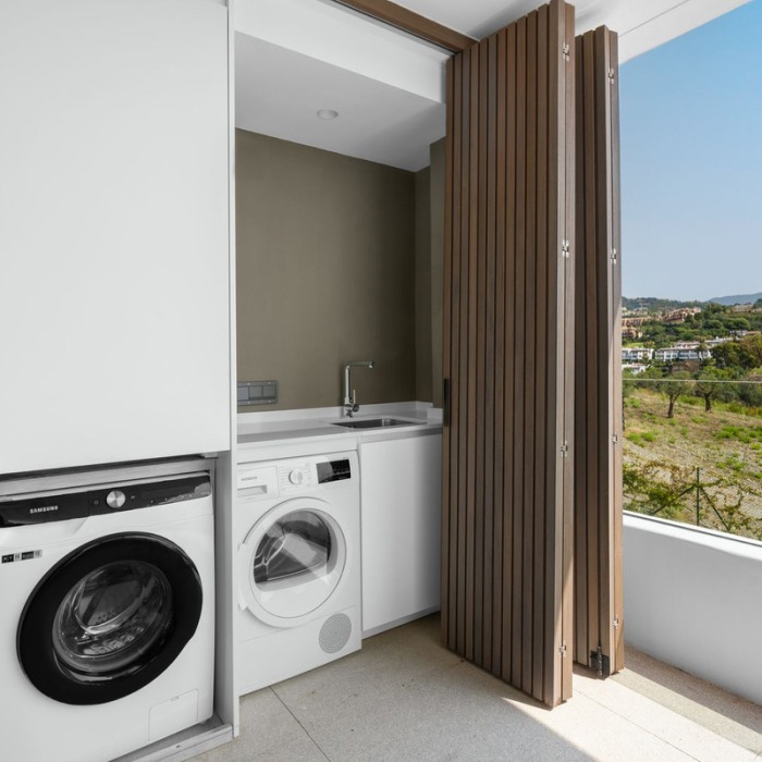 Modern 2 Bedroom Sea View Apartment in New Development in Los Arqueros, Benahavis | Image 22