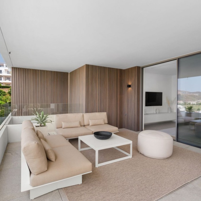 Modern 2 Bedroom Sea View Apartment in New Development in Los Arqueros, Benahavis | Image 23