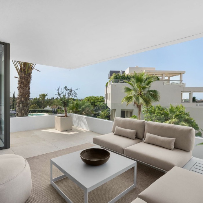 Modern 2 Bedroom Sea View Apartment in New Development in Los Arqueros, Benahavis | Image 25
