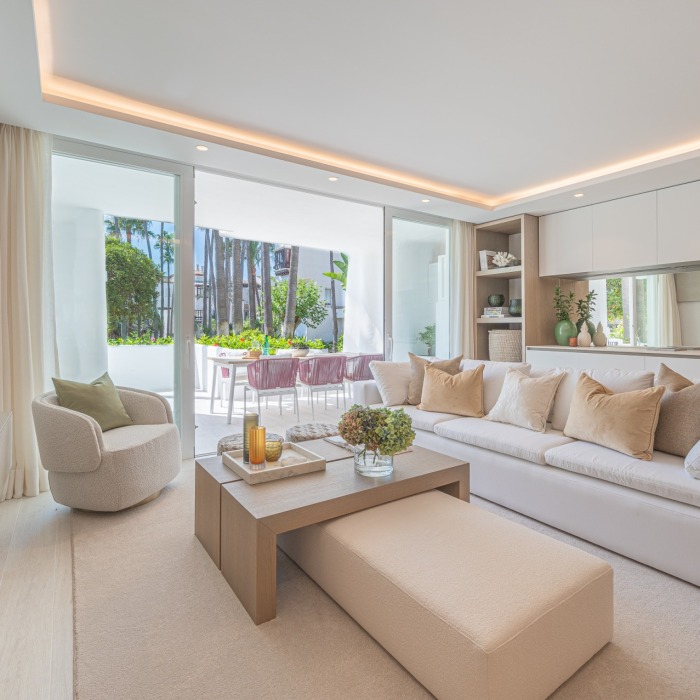 Impressive 3 bedroom Ground Floor Apartment in Puente Romano, Marbella Golden Mile | Image 1
