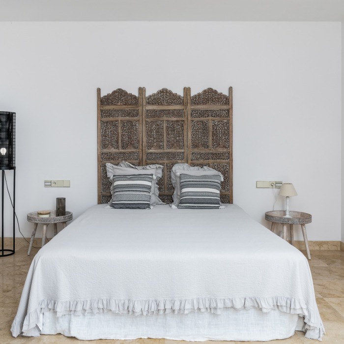 Villa de Style Andalou avec Vue Mer & Golf Panoramique de 6 Chambres à Los Monteros, Marbella Est | Image 44