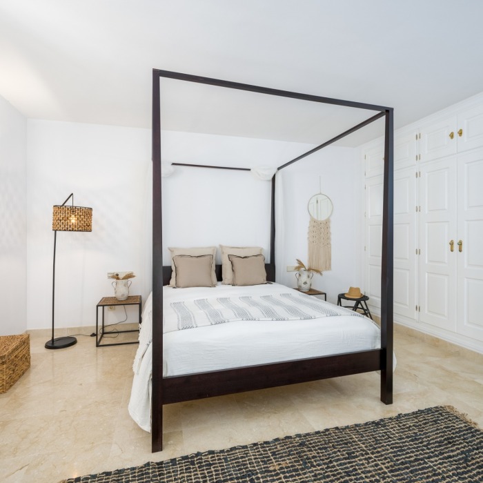 Villa de estilo andaluz de 6 dormitorios con vistas panorámicas al mar y al golf en Los Monteros, Marbella Este | Image 110