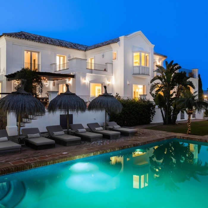 Andalusian Villa with Panoramic Sea Views for Rent in Los Monteros, Marbella East71