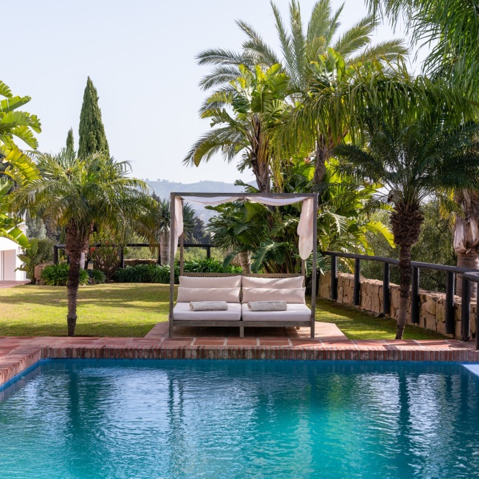 Villa de Style Andalou avec Vue Mer & Golf Panoramique de 6 Chambres à Los Monteros, Marbella Est | Image 69