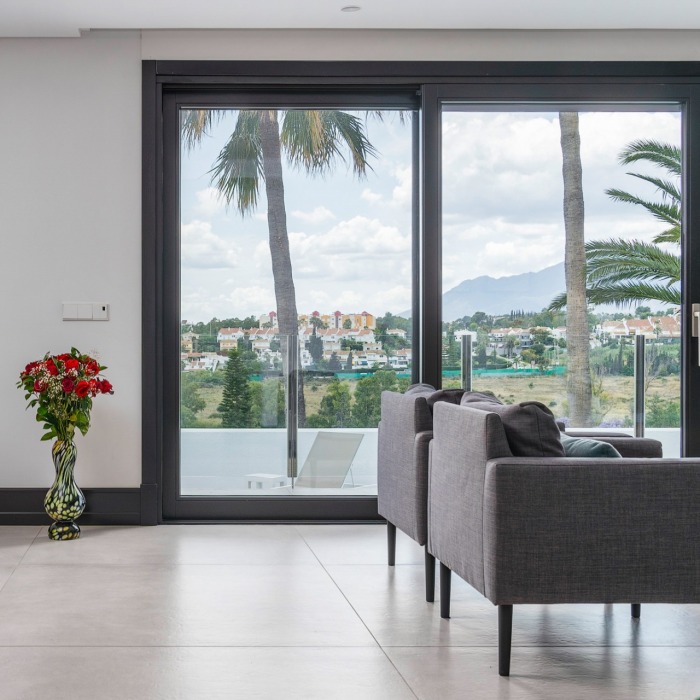 Contemporary 5 Bedroom Sea View Villa in Guadalmina Alta, San Pedro de Alcantara | Image 9