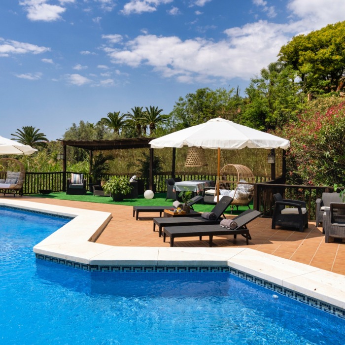 Villa de 4 dormitorios en primera línea de golf en alquiler en Nueva Andalucía | Image 46