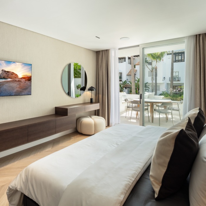 Modern Luxury 3 Bedroom Apartment in Puente Romano Marina, Marbella Golden Mile | Image 18