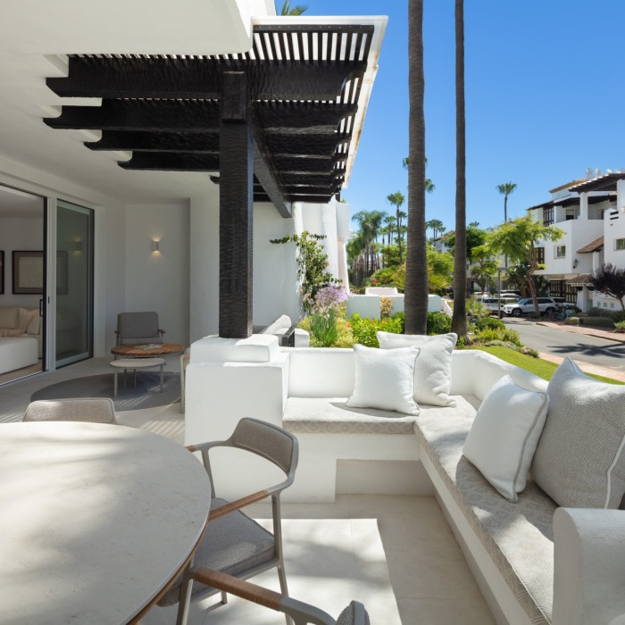 Modern Luxury 3 Bedroom Apartment in Puente Romano Marina, Marbella Golden Mile | Image 15