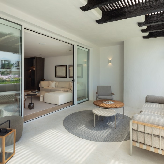 Modern Luxury 3 Bedroom Apartment in Puente Romano Marina, Marbella Golden Mile | Image 14