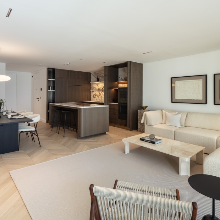 Modern Luxury 3 Bedroom Apartment in Puente Romano Marina, Marbella Golden Mile | Image 11